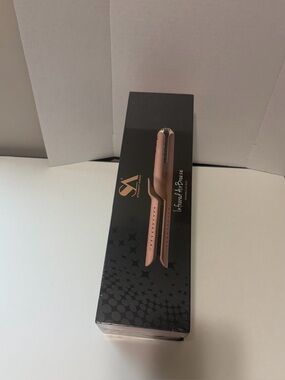 Infrared AirBreeze Rose Gold Flat Iron Hair Straightener New Sealed Dual Voltage